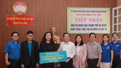 Vietnam Airlines Corporation przekazało 1 miliard VND i 1000 koców mieszkańcom Da Nang dotkniętym klęskami żywiołowymi.