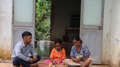 قصة الشخص الذي تحمل الدين نيابة عن الناس، وساعد القرية على الهروب من الفقر