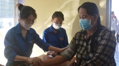 কা মাউ স্বাস্থ্য খাতের যুবসমাজ: উৎসের দিকে যাত্রা এবং ভিন হাউ কমিউনে সম্প্রদায়ের স্বাস্থ্যের জন্য স্বেচ্ছাসেবক হিসেবে কাজ করা