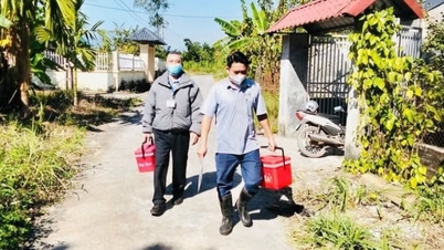 Quảng Hà chạy đua hoàn thành tiêm trên 68.000 liều vaccine cho vật nuôi