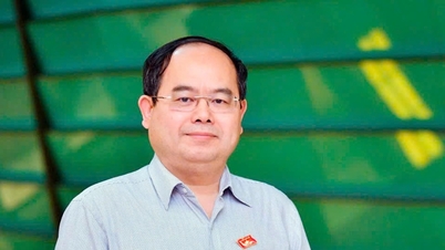 คณะกรรมการประจำสภาแห่งชาติอนุมัติให้นาย Quan Minh Cuong ดำรงตำแหน่งหัวหน้าคณะผู้แทนสภาแห่งชาติจังหวัด Quang Ninh