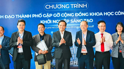 Tran Luu Quang, Sekretär des Parteikomitees von Ho-Chi-Minh-Stadt, führt Dialoge mit der Wissenschafts- und Technologiegemeinschaft