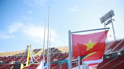 Rajamangala pronta para a cerimônia de abertura dos 33º Jogos do Sudeste Asiático.