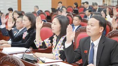 Der Provinzvolksrat von Son La schloss seine 12. Sitzung ab und verabschiedete 23 wichtige Resolutionen.