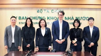 Bloomberg este pregătită să însoțească Comisia de Stat pentru Valori Mobiliare în activitatea de comunicare.