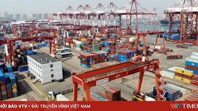 El superávit comercial de China supera el billón de dólares por primera vez