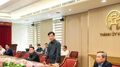 Le secrétaire du Parti de Hanoï, Nguyen Duy Ngoc, a déclaré : « Concentrons-nous sur la résolution des difficultés afin de mener à bien rapidement le projet de la rocade 2.5. »