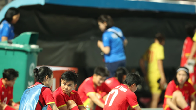 एसईए गेम्स 33: वियतनाम की महिला टीम को प्रशिक्षण मैदान तक पहुंचने के लिए अतिरिक्त भोजन खरीदना पड़ा और 4 घंटे से अधिक की यात्रा करनी पड़ी।