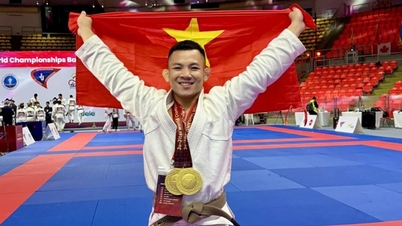 SEA Games on December 10th: Vietnam 'opens the scoring' with a gold medal.