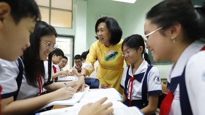 Οι γονείς στην πόλη Χο Τσι Μινχ είναι εξοργισμένοι με τις εξετάσεις για τους χαρισματικούς μαθητές της 9ης τάξης· το τμήμα εξέδωσε επείγουσα οδηγία.