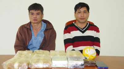 Dien Bien atrapó a dos extranjeros in fraganti por transportar drogas ilegalmente