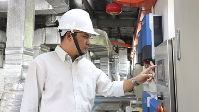 Muncitorii buni se țin de mașină și de număr