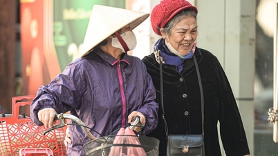 Погода 12/10: В северном регионе разница между дневной и ночной температурой составляет 10 °C, в центральном регионе ожидаются сильные дожди.