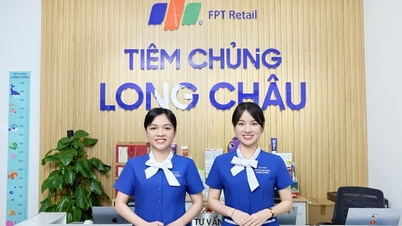 Long Chau ស្វាគមន៍អតិថិជនទី 33 លាននាក់របស់ខ្លួន៖ ជាព្រឹត្តិការណ៍ដ៏មានមោទនភាពក្នុងដំណើរនៃការថែរក្សាសុខភាពរបស់វៀតណាមយ៉ាងខ្ជាប់ខ្ជួន