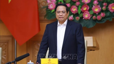 การสร้างใหม่และการตั้งถิ่นฐานใหม่ให้กับครัวเรือนทุกหลังที่ถูกน้ำท่วมพัดพังทลายเป็นคำสั่งจากใจ