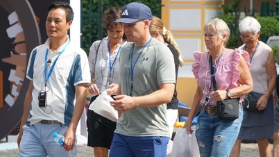 Potensi pengembangan pariwisata MICE di kota metropolitan Ho Chi Minh.