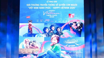 एलपीबैंक ने वियतनाम हैप्पी फेस्ट 2025 में "समृद्धि को छुएं - खुशी को छुएं" का संदेश फैलाया