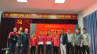 לאו קאי נפגש עם ספורטאים ומעודד אותם להשתתף במשחקי SEA.