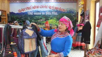 En vacker "blomma" i kvinnorörelsen i Bac Ha-kommunen.