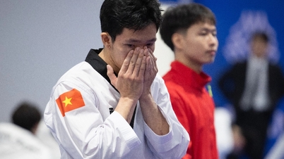 Taekwondo athlete was devastated when he missed out on the first gold medal at the 33rd SEA Games.