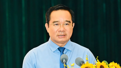 សមមិត្ត Nguyen Van Duoc៖ សេចក្តីសម្រេចចិត្តថ្មីលេខ ៩៨ នឹងជួយទីក្រុងហូជីមិញអភិវឌ្ឍយ៉ាងឆាប់រហ័សនាពេលខាងមុខ។