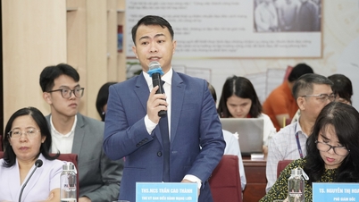 การถกเถียงเรื่องการจัดการเรียนการสอนด้านกฎหมายในโรงเรียนสหวิทยาการหรือโรงเรียนเฉพาะทางยังคงเข้มข้นอยู่