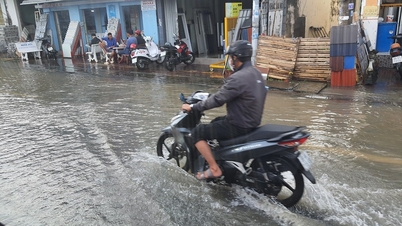 Neem noodmaatregelen om te reageren op vloedgolven.