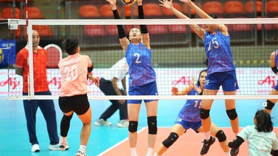 Jogos do Sudeste Asiático 33, 10 de dezembro: As equipes femininas de vôlei e handebol venceram com facilidade suas partidas de estreia.