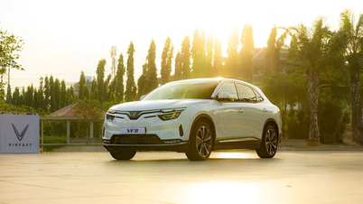 VinFast VF 8 felhasználók: Olyan érzés, mintha egy "szuperautót" vezetnél, kevesebb mint 1 milliárd VND-ba kerülve