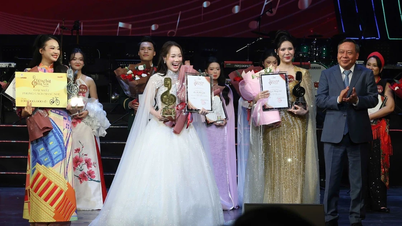 นักร้องดาว เลอ ฟอง จี คว้าอันดับหนึ่งในการแข่งขันรอบสุดท้ายของ "การประกวดร้องเพลงฮานอย 2025"