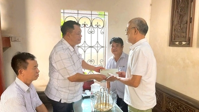 هوآی دوک ریشه‌کنی پایدار فقر را حفظ می‌کند.