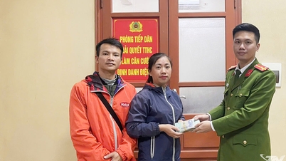 Um morador do bairro de Tich Luong devolveu 150 milhões de VND que foram transferidos por engano para a conta errada.