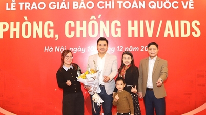 「HIV/AIDS予防および管理ジャーナリズム賞」の閉会式および授賞式には多数の代表者が出席しました。