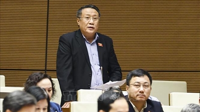 Kỳ họp thứ 10: Gỡ nhiều nút thắt về thể chế