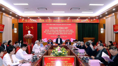 Menerbitkan beberapa karya wakil Presiden Ho Chi Minh dalam bahasa asing.