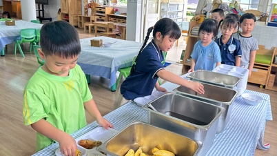 Ho Chi Minh City selects pilot schools to enhance English language programs for preschool children.