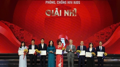 جوایز ملی مطبوعات در زمینه پیشگیری و کنترل اچ‌آی‌وی/ایدز: تجلیل از مشارکت‌های ناشناخته و تقویت هدف پایان دادن به این بیماری همه‌گیر تا سال ۲۰۳۰.