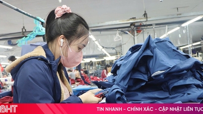 Many garment businesses in Ha Tinh have orders booked until the end of the first quarter of 2026.