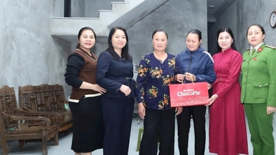 फू न्गिया की महिलाएं "किसी को पीछे नहीं छोड़तीं।"