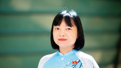 A 15. Nemzetgyűlés tizedik ülésszaka: A legnagyobb felelősségtudattal dolgozva, számos kiemelkedő innovatív mérföldkövet elérve, és lerakva a „digitális Nemzetgyűlés” alapjait.