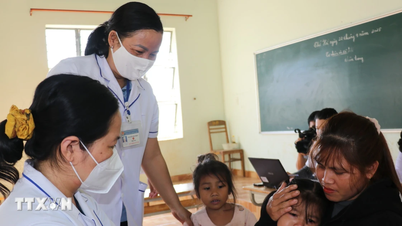 تنفيذ القرار 72-NQ/TW: الفرح في المنطقة الحدودية.