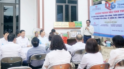 Gemeinsam Häuser für benachteiligte Haushalte in Bergregionen und Gebieten ethnischer Minderheiten bauen.