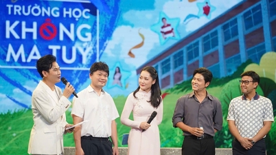 התרשמתי מהשתתפותם של למעלה מ-30,000 תלמידים בתוכנית 'בית ספר ללא סמים'.