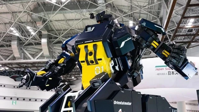 يُثير الروبوت الخارق Gundam Archax الذي تبلغ قيمته 3 ملايين دولار ضجة كبيرة.