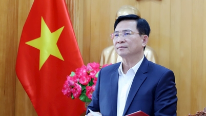 লাম ডং প্রদেশের স্বাস্থ্য খাত চিকিৎসা পরীক্ষা এবং চিকিৎসার জন্য মানবসম্পদ সংগ্রহ করছে।