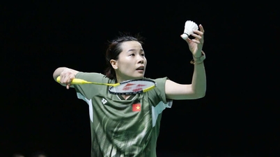 Thùy Linh sofreu uma derrota chocante para uma jogadora de 19 anos, sendo eliminada precocemente nos Jogos do Sudeste Asiático de 2013.