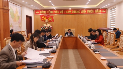 Het departement Cultuur, Sport en Toerisme van de provincie Lai Chau organiseerde een bijeenkomst om meningen te verzamelen over het ontwerp van de resolutie, ...