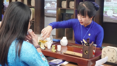 フエ皇城で国際茶祭りを体験しましょう。