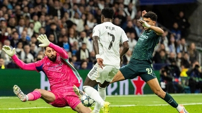 रियल मैड्रिड में ज़ाबी अलोंसो का भविष्य अनिश्चित है।