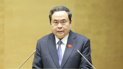 Der Vorsitzende der Nationalversammlung, Tran Thanh Man, hielt die Schlussrede auf der 10. Sitzung.